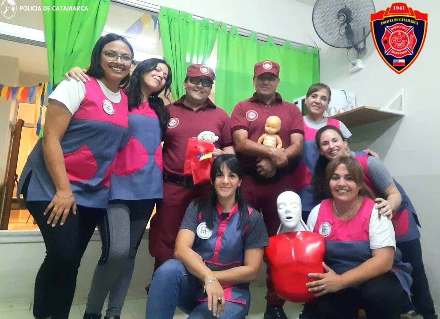 Bomberos brindaron una charla a docentes de un jardín maternal