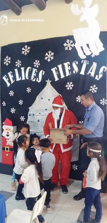 En Antofagasta de la Sierra Policías festejaron Navidad con los más pequeños de la casa