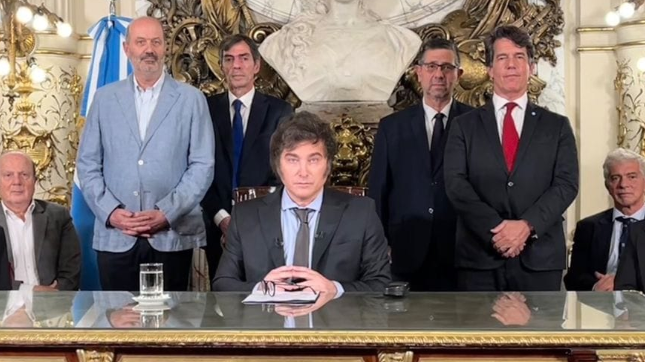 La Justicia suspende DNU de Javier Milei que modificaba el régimen laboral