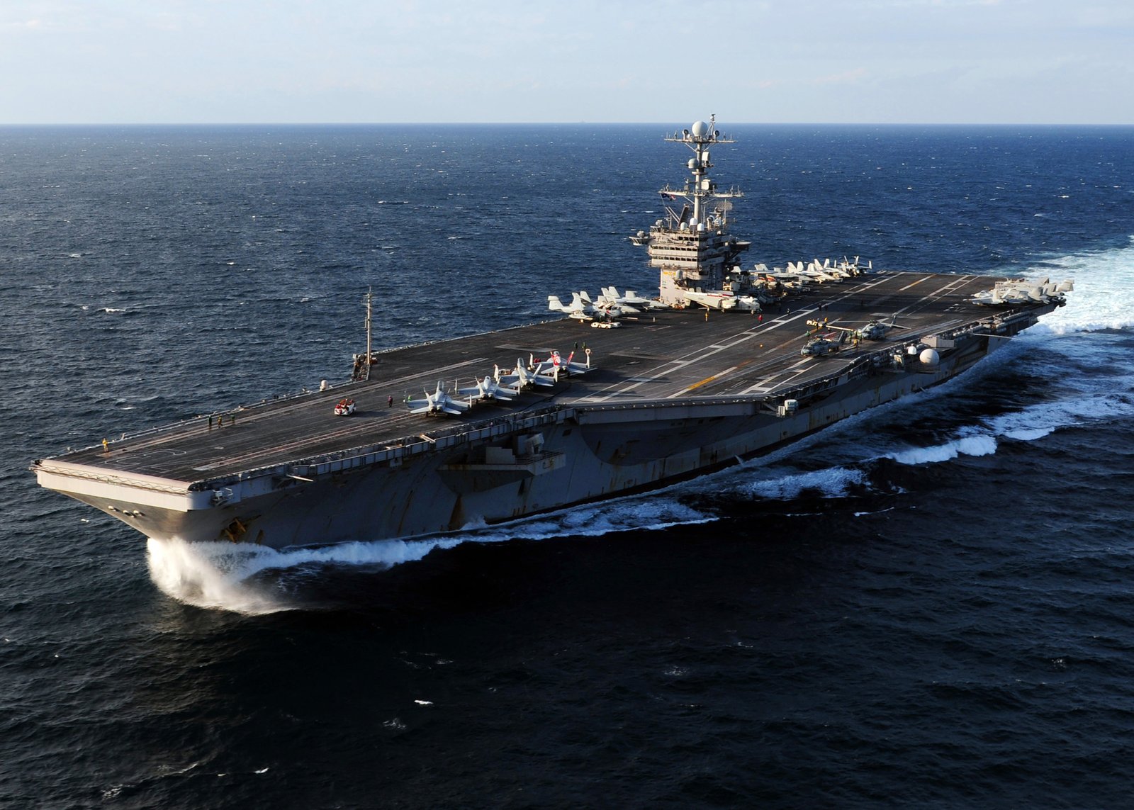 El portaaviones USS George Washington de Estados Unidos visitará Argentina en mayo