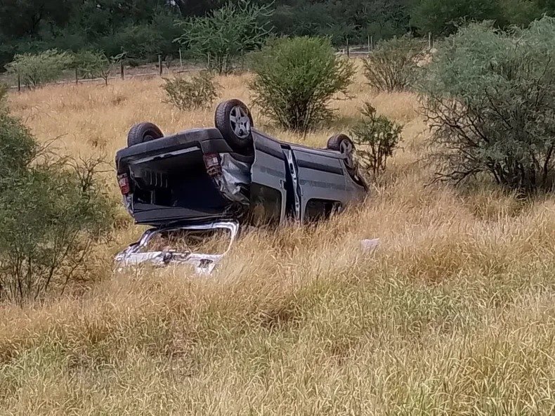 AHORA: vuelco en Capayán