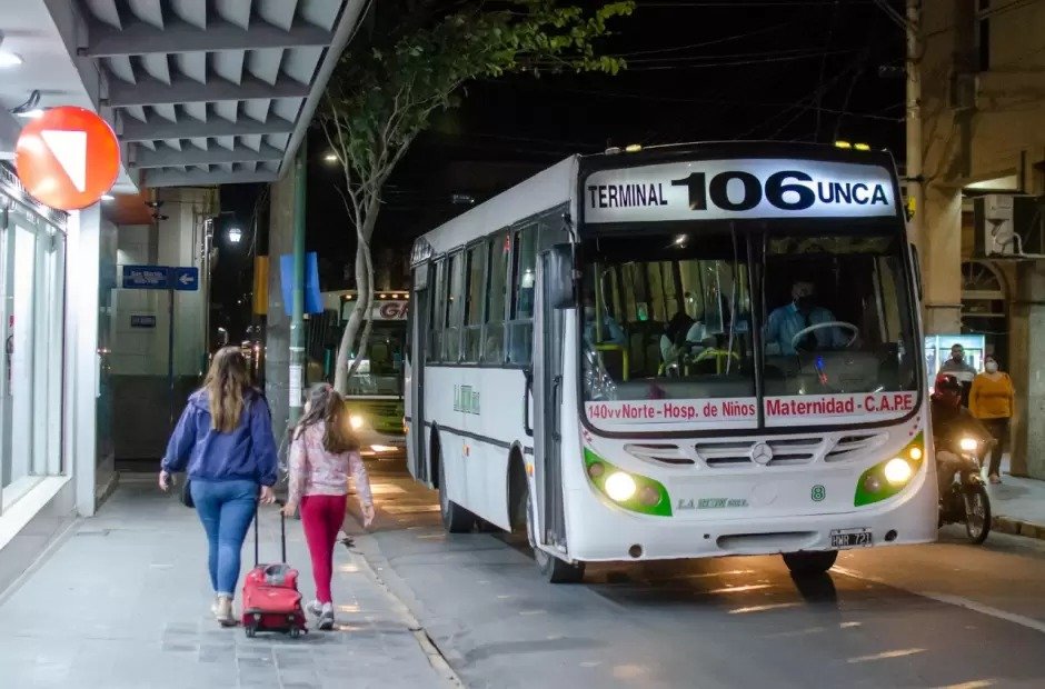 UTA levantó el paro de transporte, hay un compromiso de pago