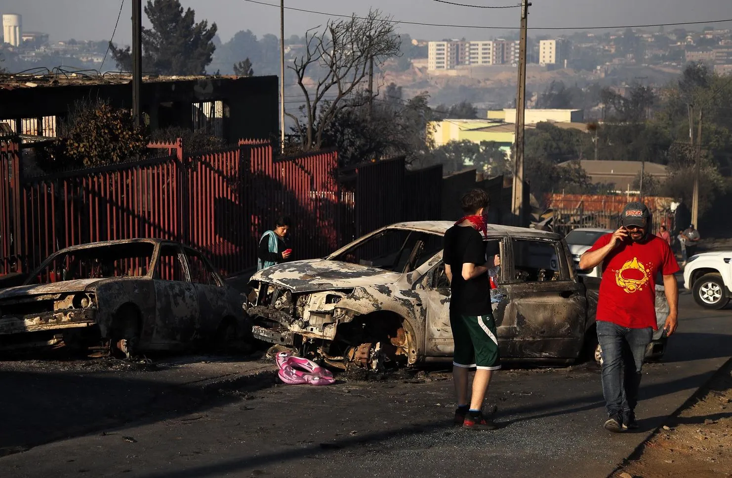 Más de 50 muertos por incendios forestales en el centro de Chile