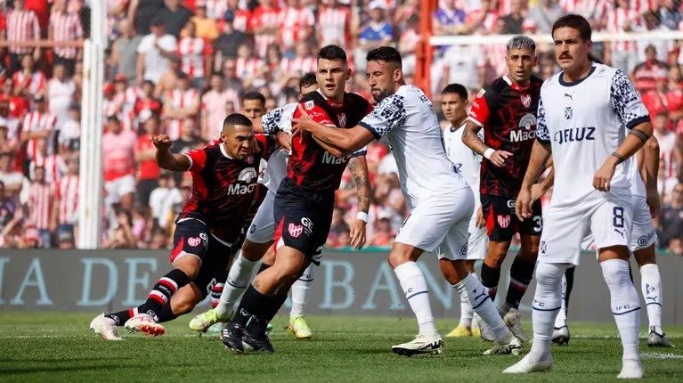 Copa de la Liga: Independiente le quitó el invicto a Instituto en Córdoba