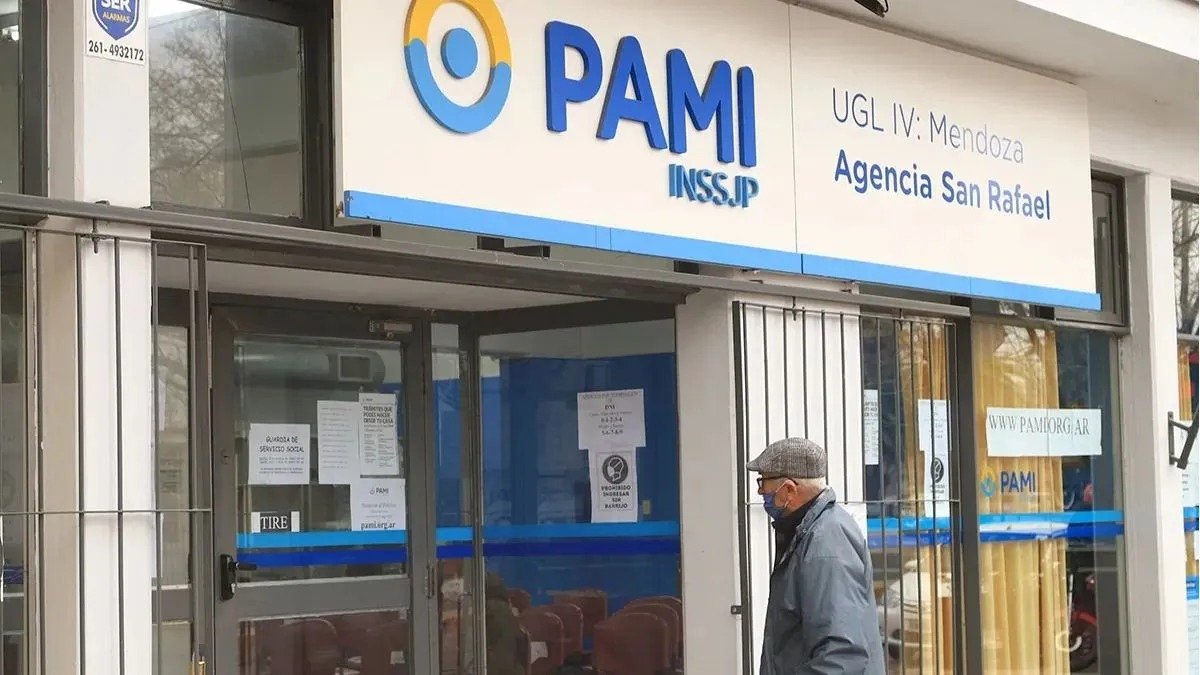 El Gobierno Nacional detectó en el PAMI recetas truchas, gastos políticos y un déficit