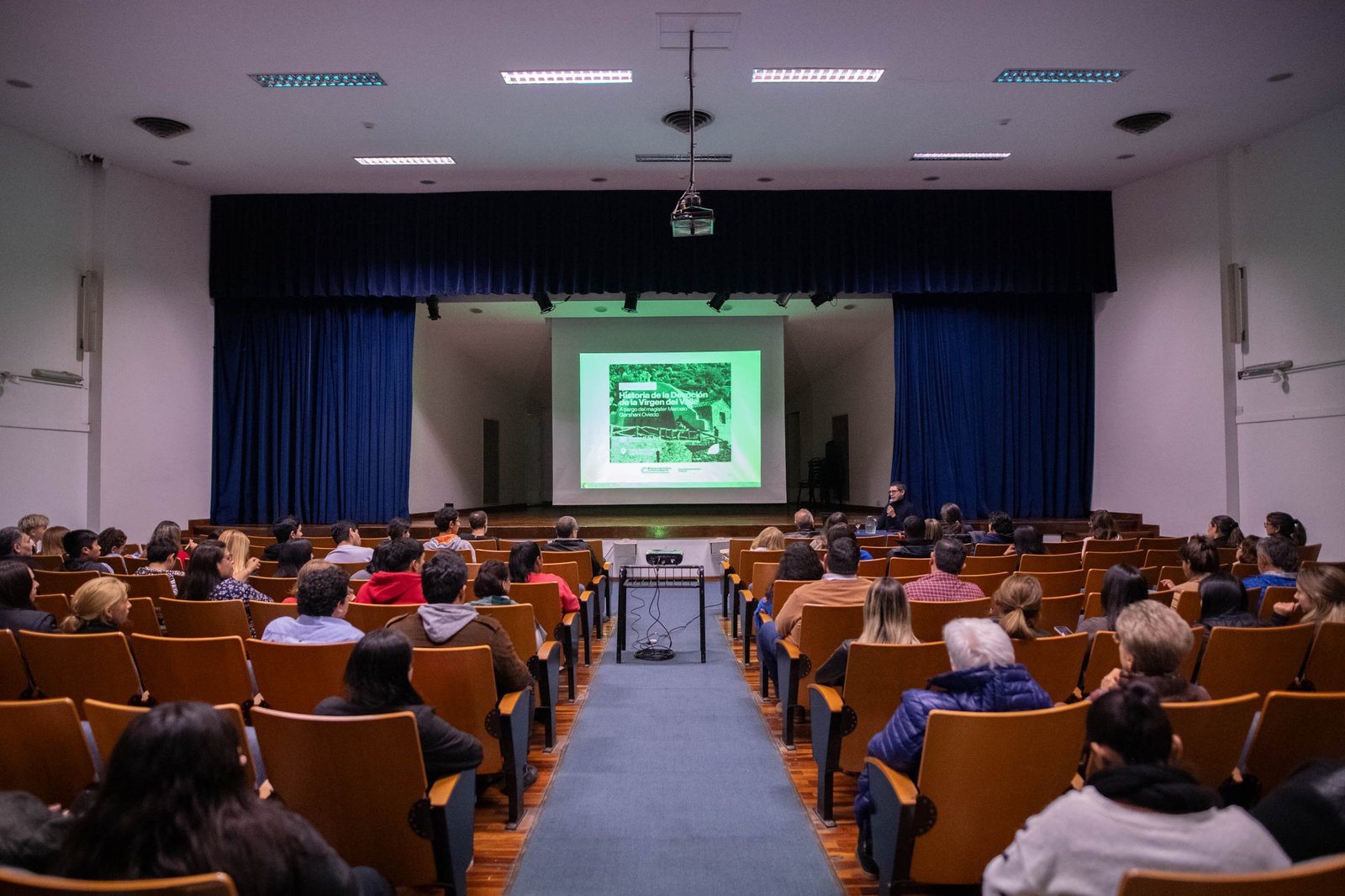 Charla sobre la Historia de la Devoción a la Virgen del Valle: Un Viaje a Través del Tiempo