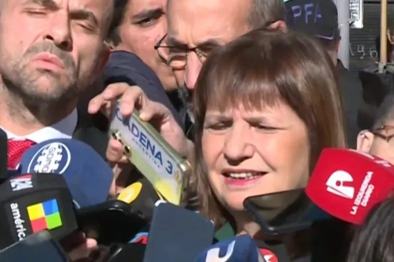 Bullrich calificó a la huelga de la CGT como “el paro de la debilidad”