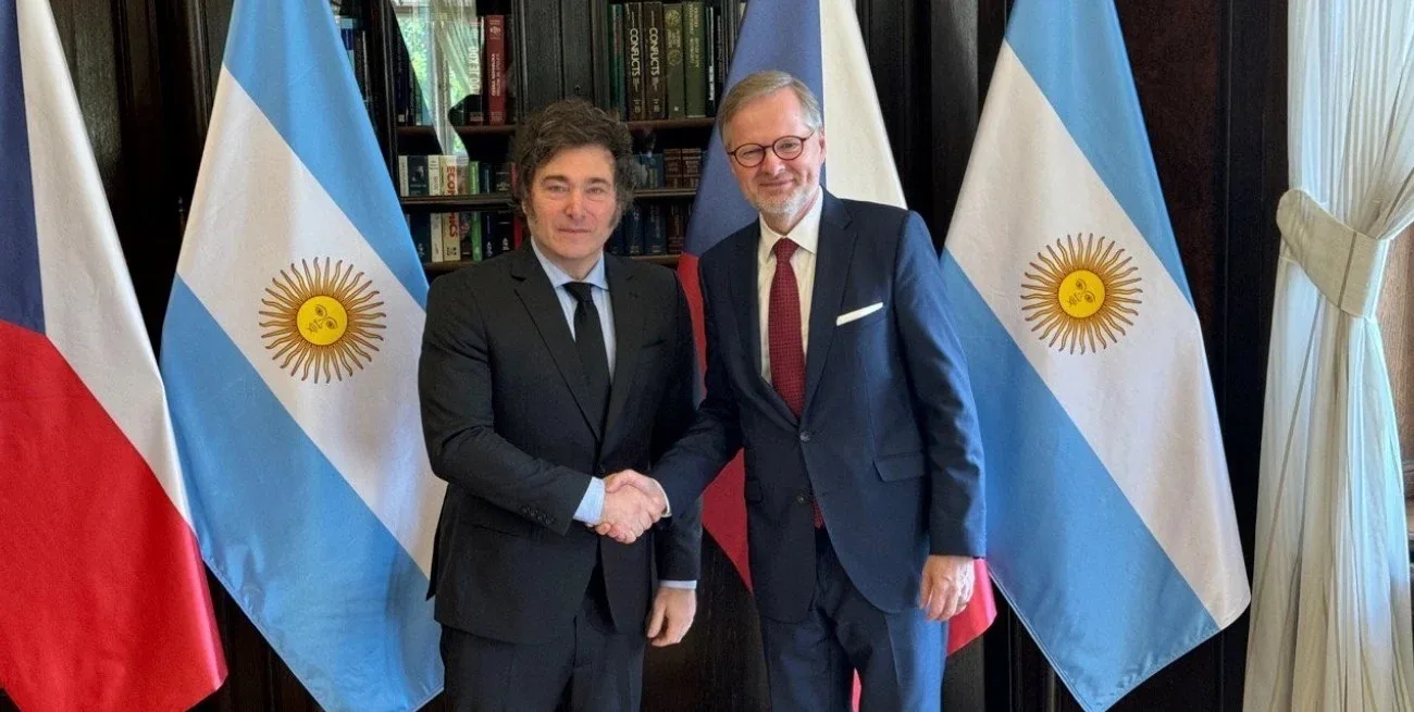 Milei fue recibido por Pavel, el presidente de República Checa, en el final de su gira europea