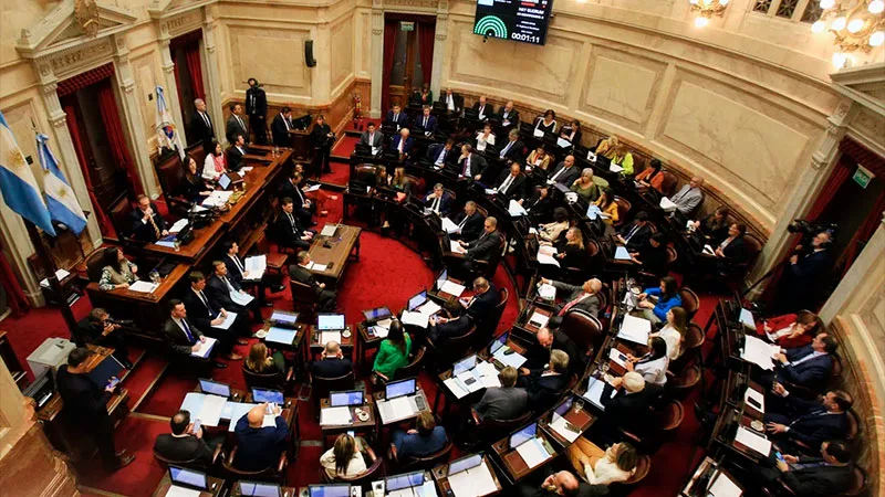 Arrancó la sesión en el Senado por la Ley Bases