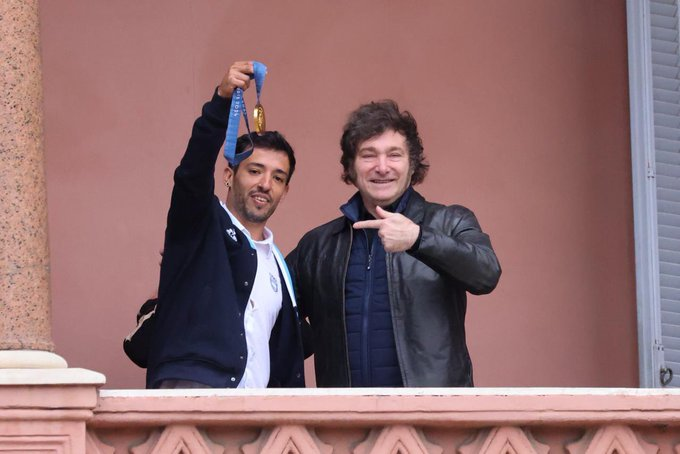 La Casa Rosada recibe al campeón olímpico José Torres Gil, medallista de oro en París