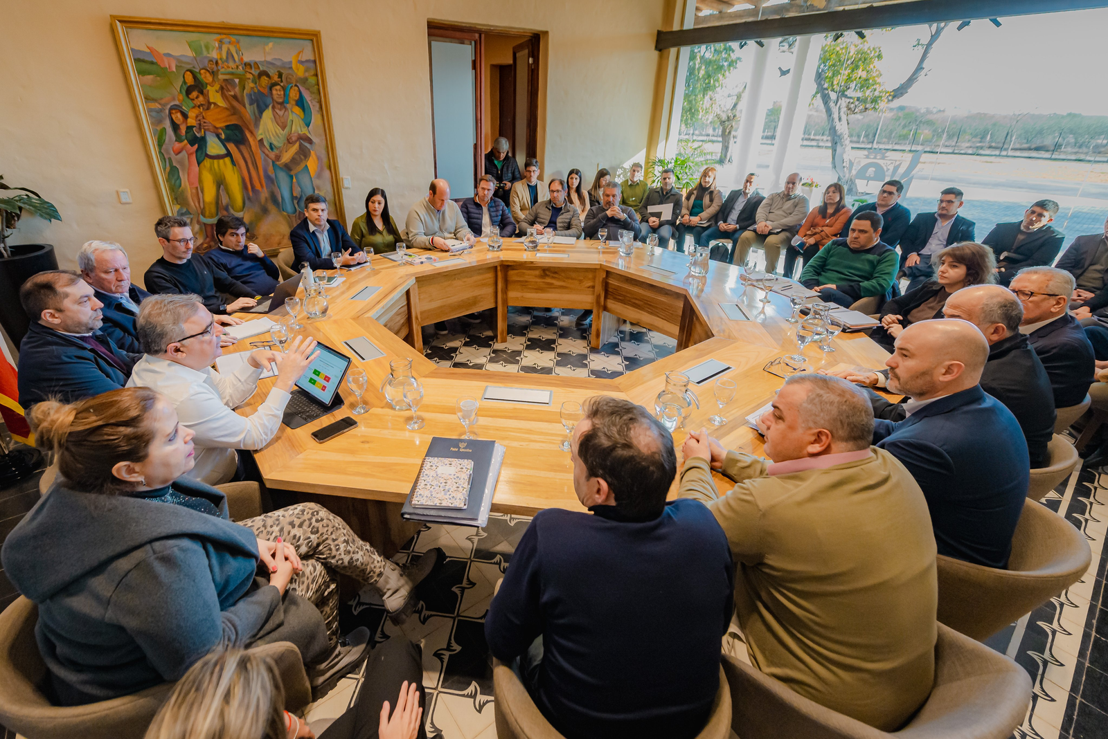 Reunión de Gabinete Ampliado en Catamarca: Raúl Jalil Analiza la Situación Económica y la Coordinación Ministerial