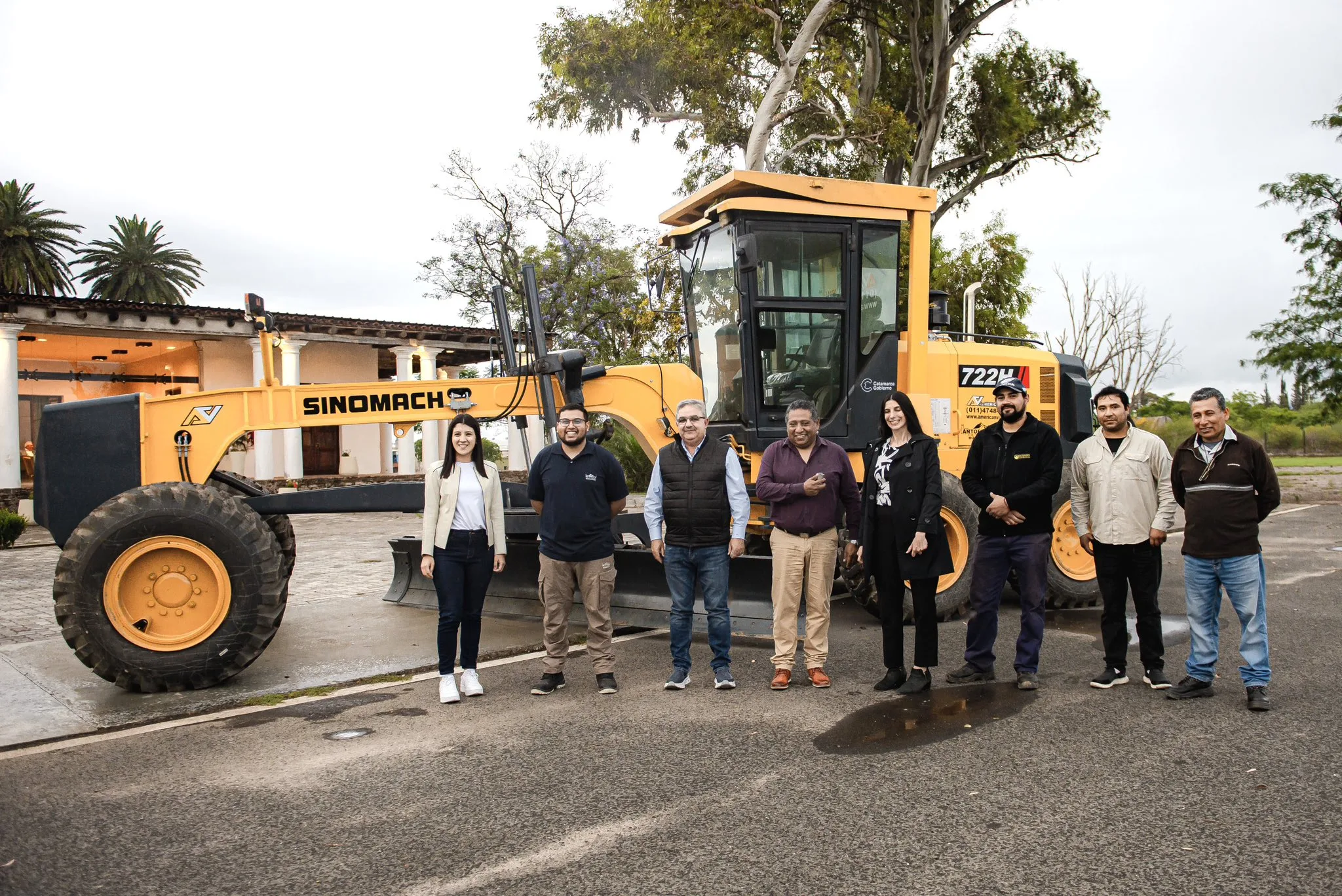 Raúl Jalil anuncia entrega de maquinaria vial para mejorar rutas en la Puna