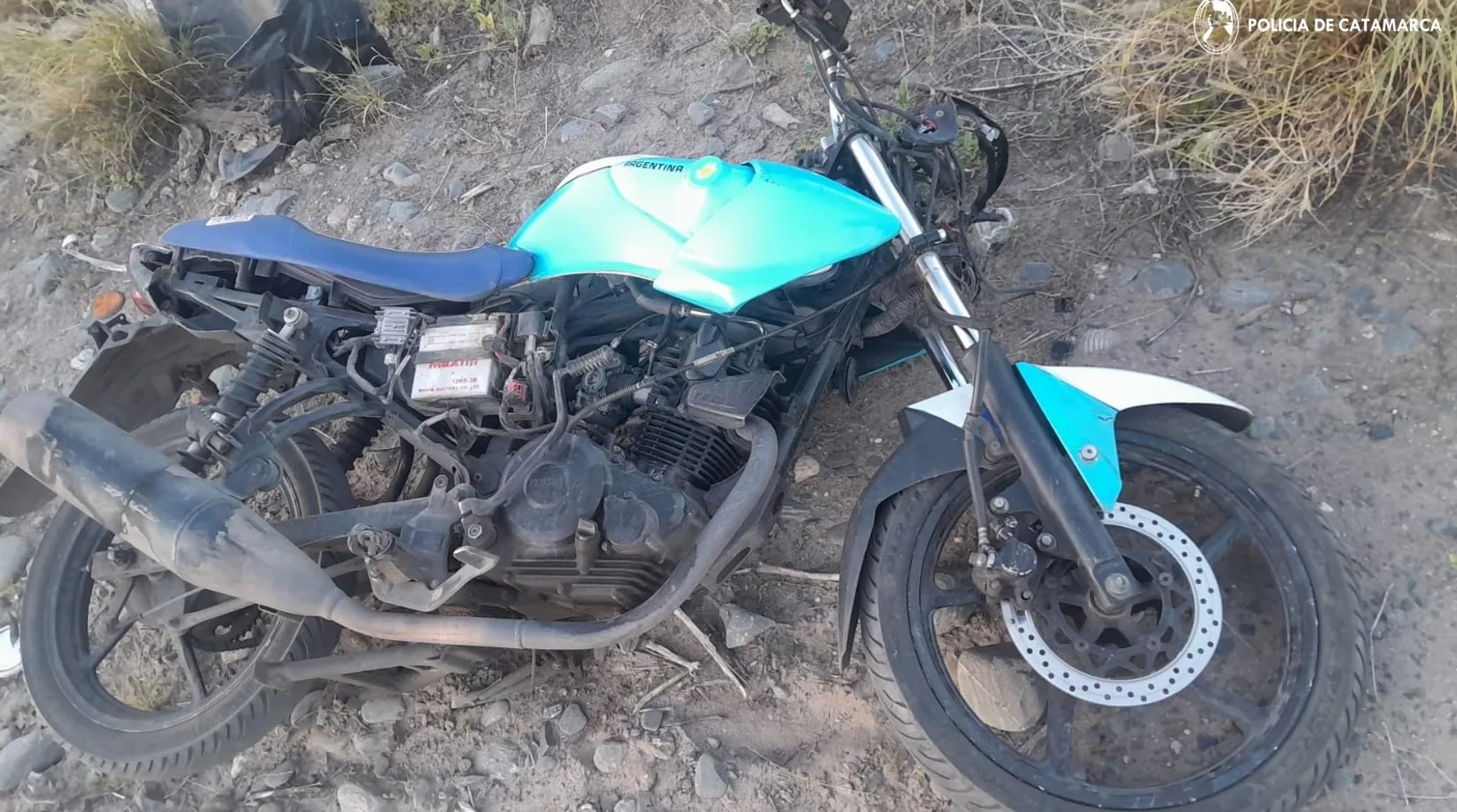 En el Sur de la Capital demoran a dos adolescentes y secuestran una motocicleta