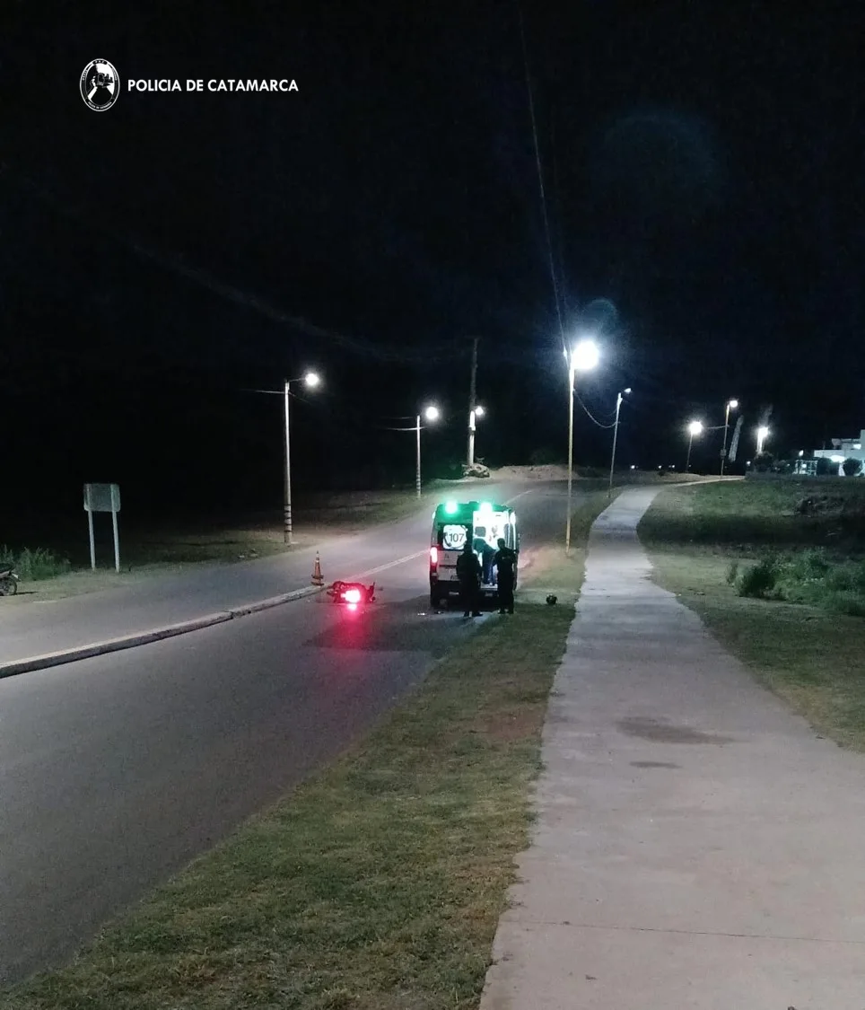 Sufrió lesiones tras derrapar en una motocicleta