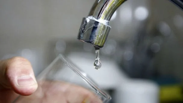 Corte del suministro de agua potable en Capital: qué barrios se verán afectados