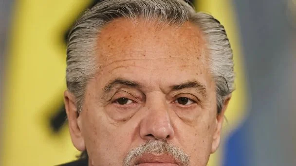 Alberto Fernández reclamó la «nulidad» de su citación en la Causa Seguros