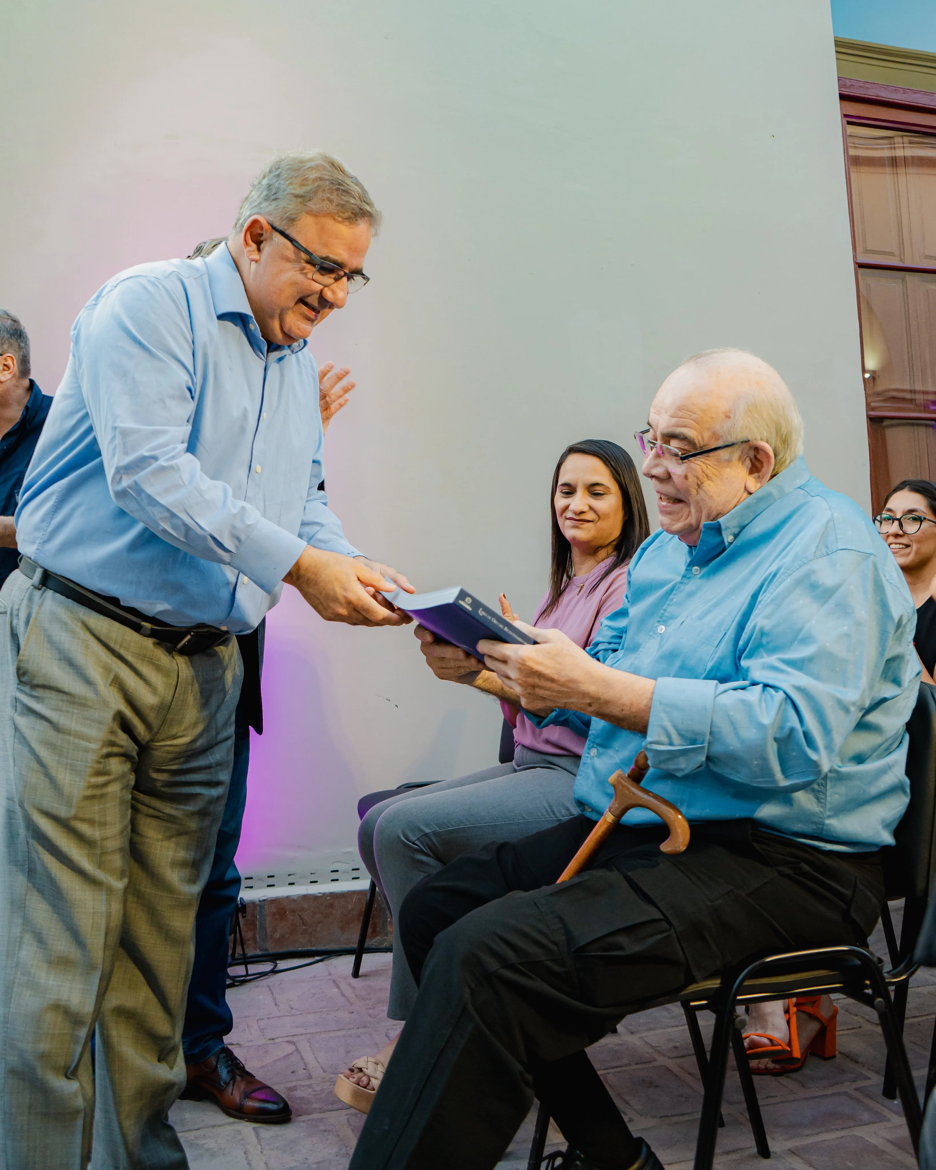 Se presenta el Libro de Oro del Bicentenario de la Autonomía de Catamarca