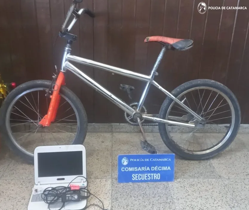 Policías recuperaron una computadora sustraída y secuestraron una bicicleta 