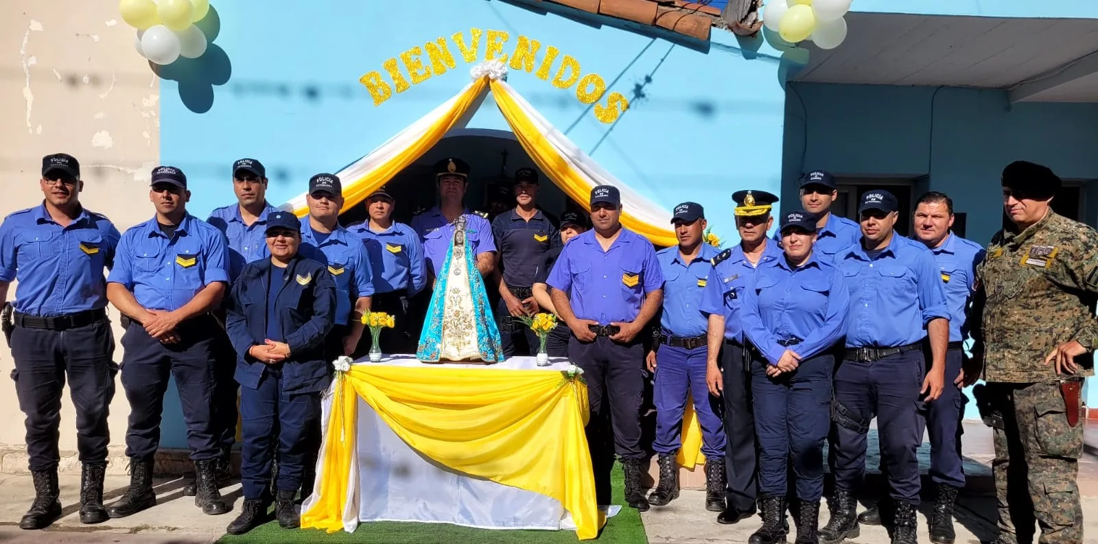 La Virgen del Valle finalizó su visita a las dependencias  policiales