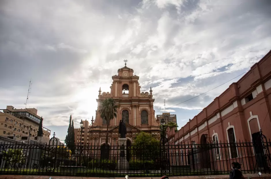 ¿Por qué no llueve tanto en San Fernando del Valle de Catamarca?