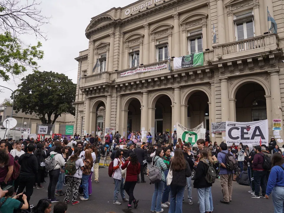 El Gobierno interviene el Hospital Bonaparte tras denuncias por sobredotación y mala gestión