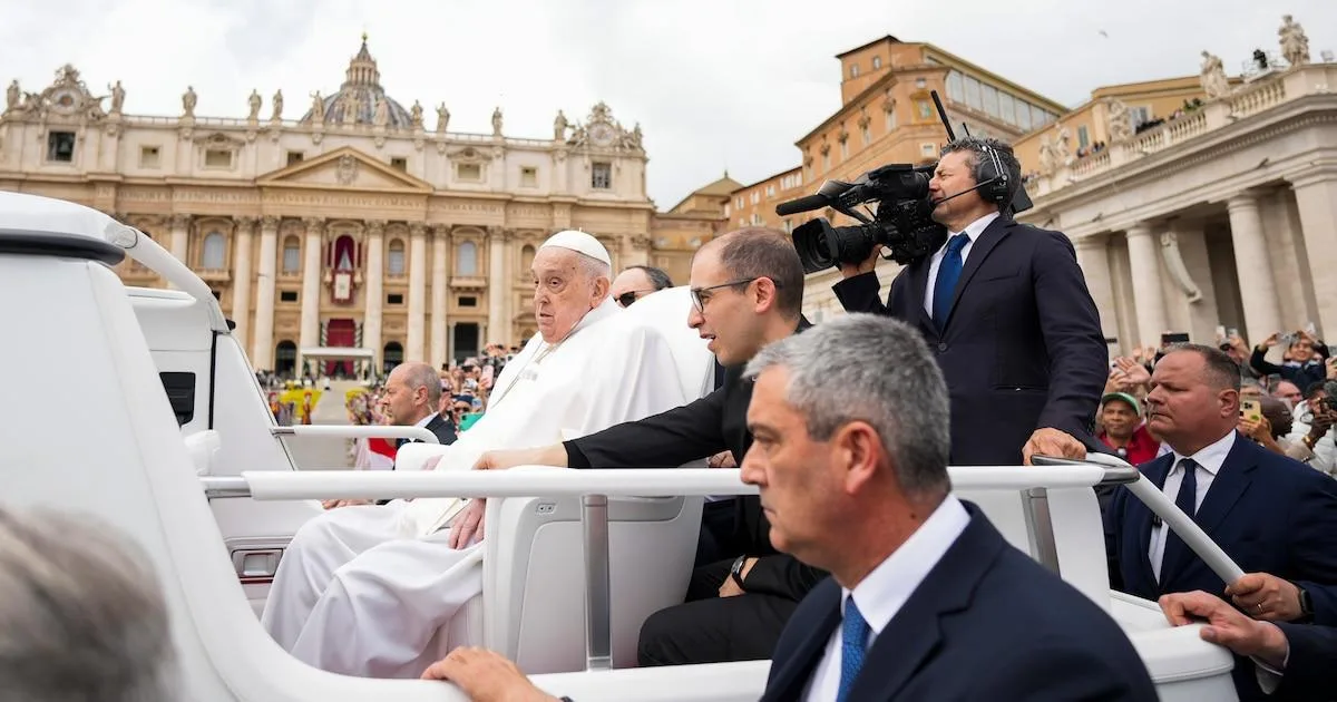 REVELAN DETALLES DE LAS ÚLTIMAS HORAS DE FRANCISCO Y SUS PALABRAS A SU ENFERMERO