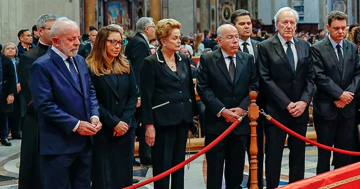 Líderes mundiales honran al papa Francisco en la Basílica de San Pedro