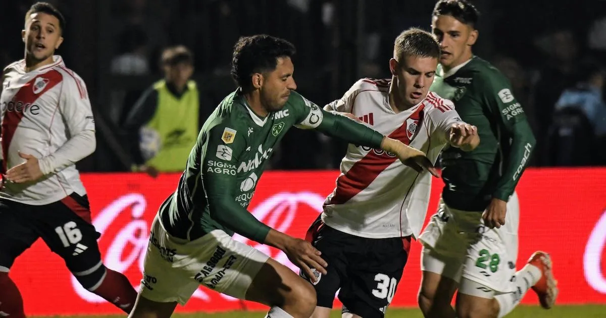 River Plate se impone a Sarmiento en Junín con gol de Miguel Borja