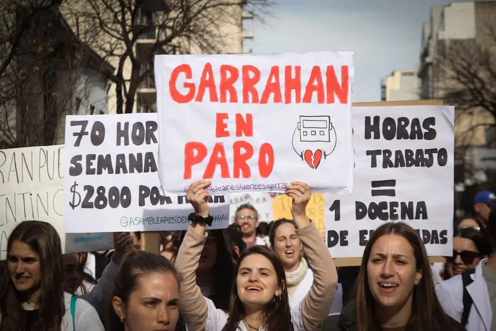 244% más de presupuesto y una salud pública en terapia: el Garrahan, entre la inversión y el despilfarro