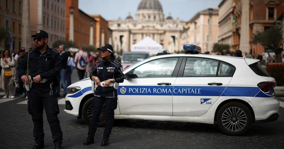 El Vaticano fortifica la Capilla Sixtina para proteger la confidencialidad del Cónclave