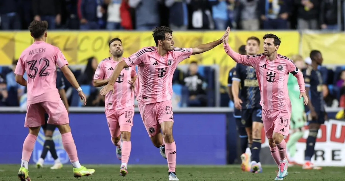Lionel Messi anota golazo de tiro libre en empate sobre la hora del Inter Miami