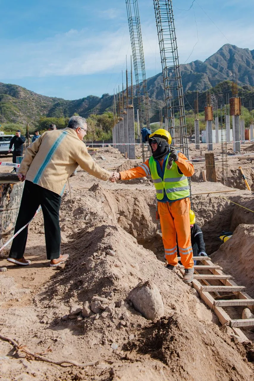 Jalil destaca crecimiento salarial y estabilidad en la construcción en Catamarca