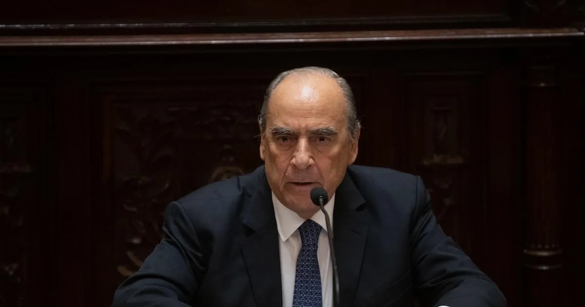 Francos enfrenta a la oposición del Senado en un nuevo informe de gestión