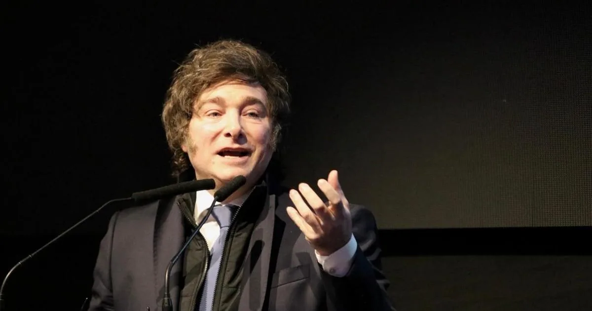 Milei pone a Kicillof en el centro del ring de la campaña: se avecina una batalla cruenta