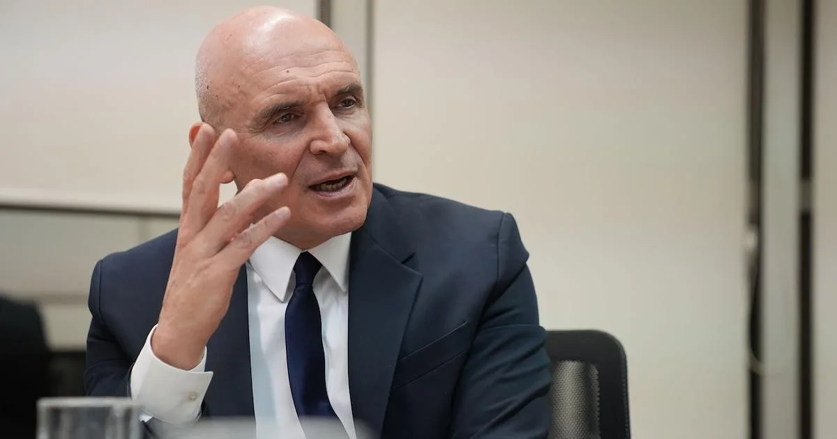 José Luis Espert acusa al kirchnerismo por ataque con estiércol a su casa