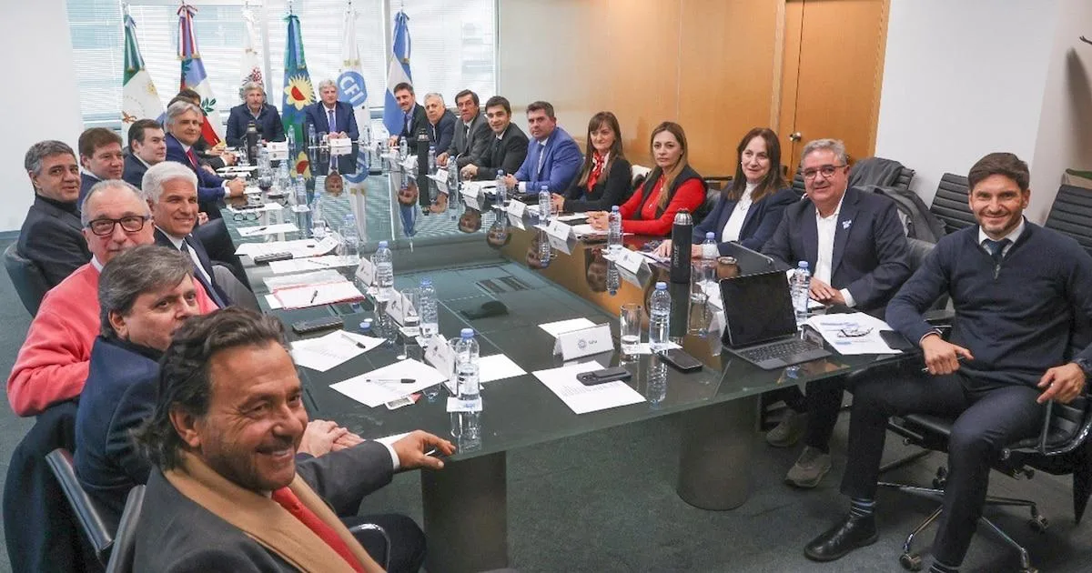 Gobierno presenta contrapropuesta a provincias por recaudación