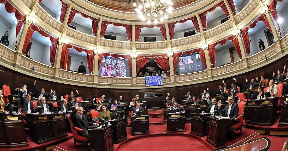 El peronismo bonaerense busca aprobar la reelección indefinida de legisladores