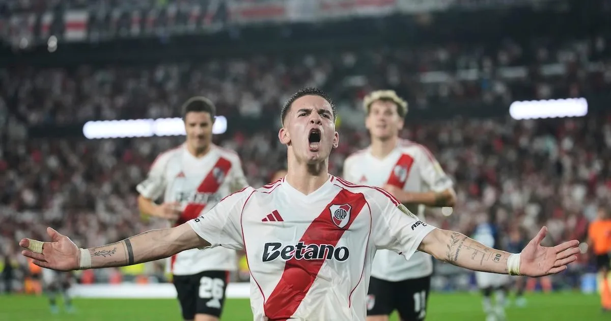 Real Madrid avanza en negociaciones por Mastantuono con River Plate y desafía al PSG