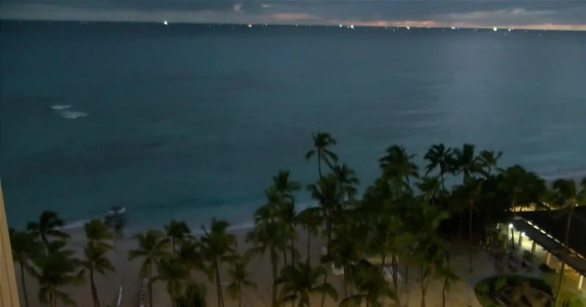 Impactante retroceso del mar en Hawaii antes del tsunami: captado en cámara rápida
