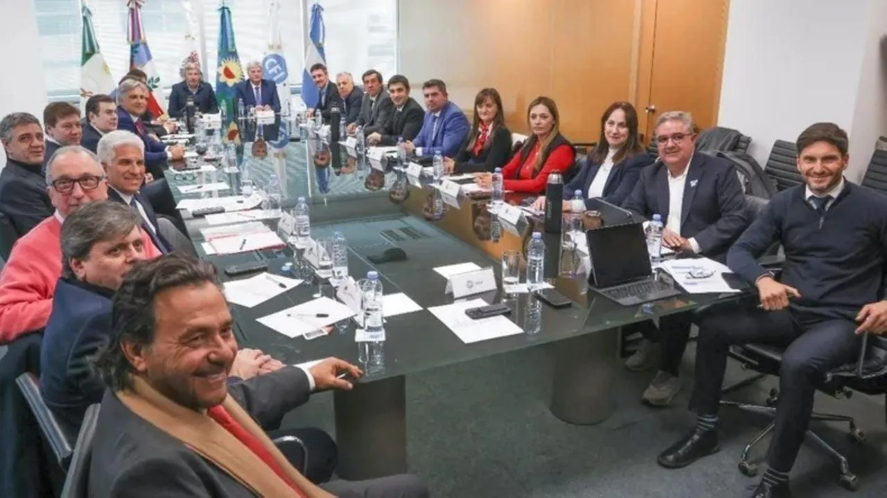 Gobernadores impulsan sesión para tratar proyectos de distribución de fondos