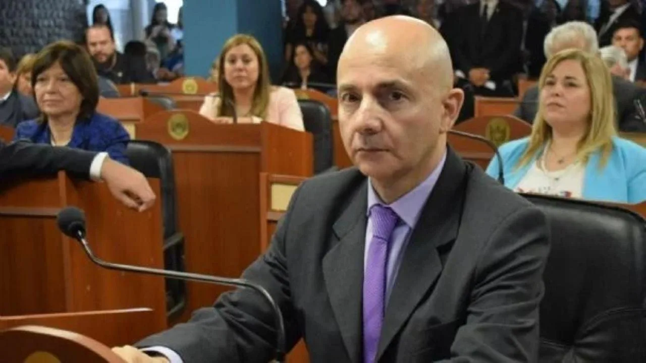 Diputado analiza la coyuntura política y defiende rumbo económico