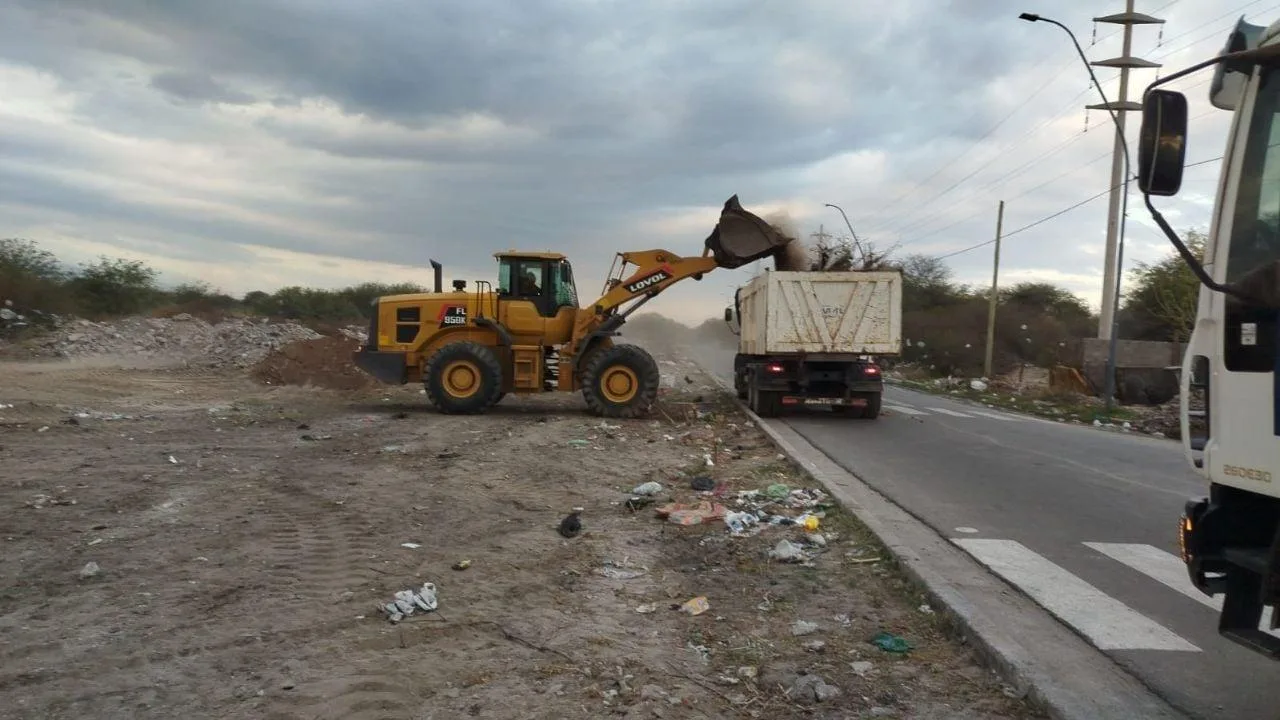Operativo de limpieza en Costanera Este: primer paso hacia un nuevo parque lineal