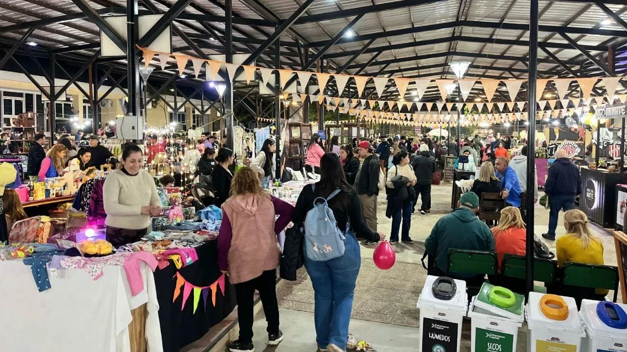 Celebración infantil en el Paseo de Compras de Productos Catamarqueños