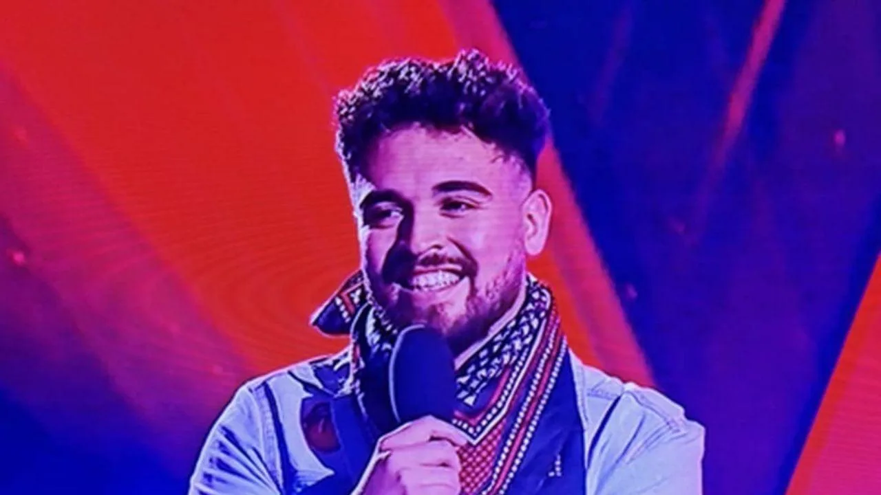 Agustín Isasmendi de Catamarca sigue adelante en La Voz Argentina